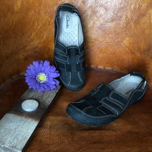 Clark’s slip on shoe